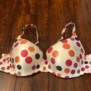 NWOT Victoria Secret 38B bra